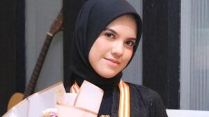 Mahasiswi